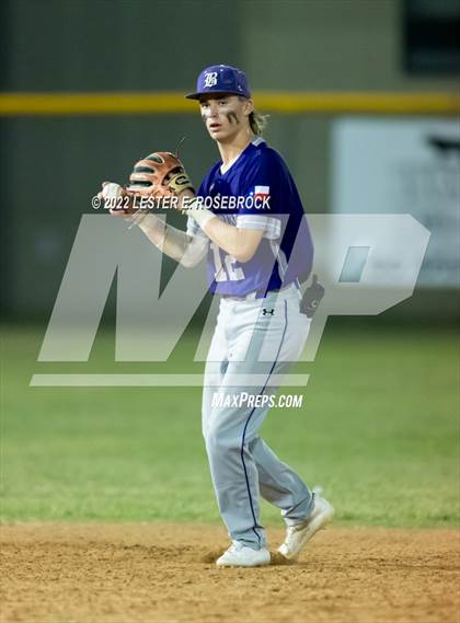 Thumbnail 1 in Boerne vs. Gonzales (UIL 4A Bi-District Playoff Game #1) photogallery.