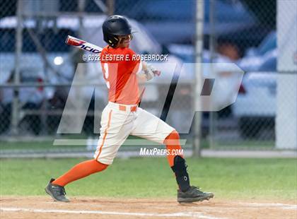 Thumbnail 2 in Boerne vs. Gonzales (UIL 4A Bi-District Playoff Game #1) photogallery.