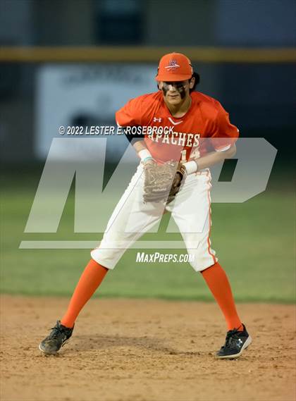 Thumbnail 1 in Boerne vs. Gonzales (UIL 4A Bi-District Playoff Game #1) photogallery.
