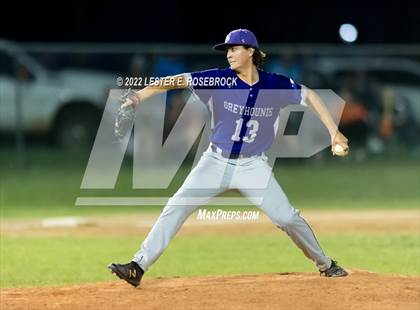 Thumbnail 3 in Boerne vs. Gonzales (UIL 4A Bi-District Playoff Game #1) photogallery.