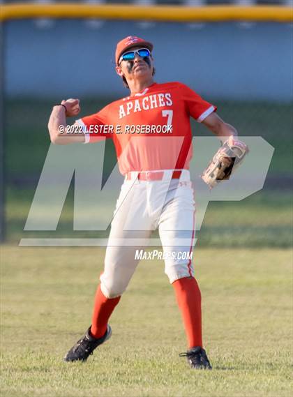 Thumbnail 1 in Boerne vs. Gonzales (UIL 4A Bi-District Playoff Game #1) photogallery.