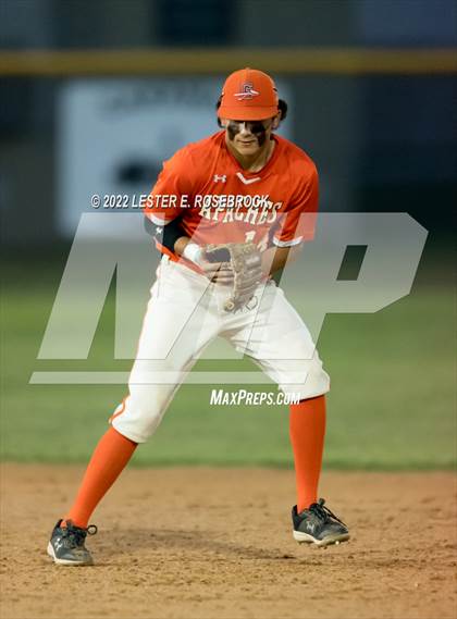 Thumbnail 3 in Boerne vs. Gonzales (UIL 4A Bi-District Playoff Game #1) photogallery.