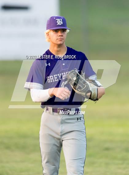 Thumbnail 2 in Boerne vs. Gonzales (UIL 4A Bi-District Playoff Game #1) photogallery.