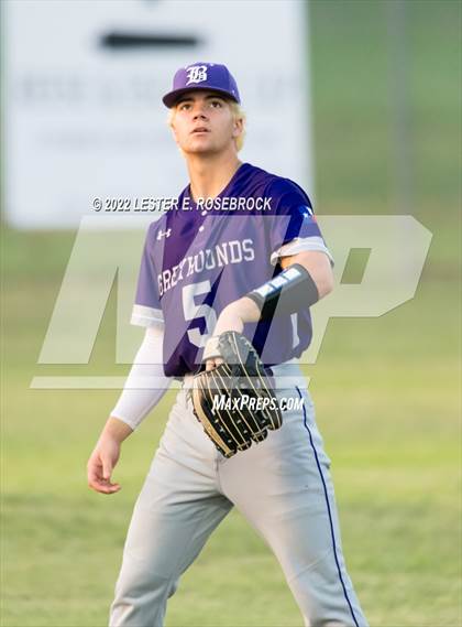 Thumbnail 3 in Boerne vs. Gonzales (UIL 4A Bi-District Playoff Game #1) photogallery.