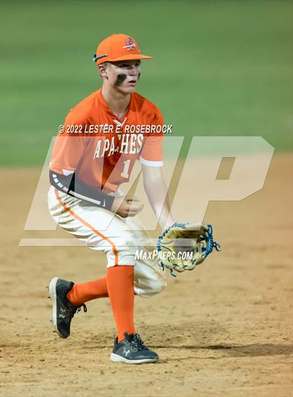 Thumbnail 1 in Boerne vs. Gonzales (UIL 4A Bi-District Playoff Game #1) photogallery.