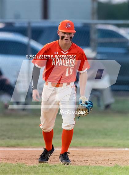 Thumbnail 3 in Boerne vs. Gonzales (UIL 4A Bi-District Playoff Game #1) photogallery.