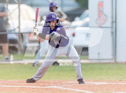 Thumbnail 3 in Boerne vs. Gonzales (UIL 4A Bi-District Playoff Game #1) photogallery.