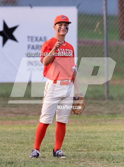 Thumbnail 1 in Boerne vs. Gonzales (UIL 4A Bi-District Playoff Game #1) photogallery.