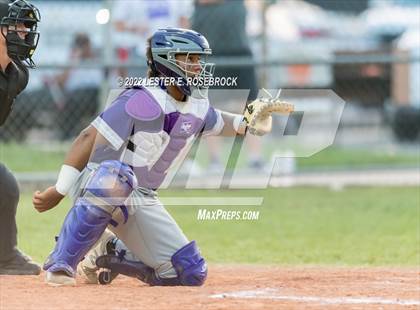 Thumbnail 3 in Boerne vs. Gonzales (UIL 4A Bi-District Playoff Game #1) photogallery.