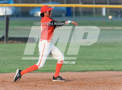 Thumbnail 1 in Boerne vs. Gonzales (UIL 4A Bi-District Playoff Game #1) photogallery.