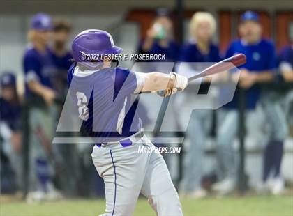 Thumbnail 1 in Boerne vs. Gonzales (UIL 4A Bi-District Playoff Game #1) photogallery.