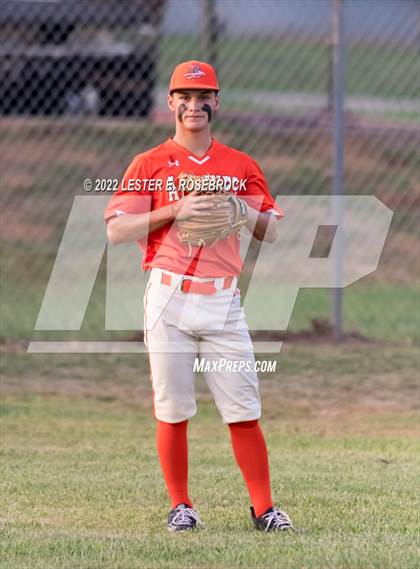 Thumbnail 3 in Boerne vs. Gonzales (UIL 4A Bi-District Playoff Game #1) photogallery.