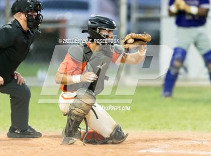 Thumbnail 1 in Boerne vs. Gonzales (UIL 4A Bi-District Playoff Game #1) photogallery.