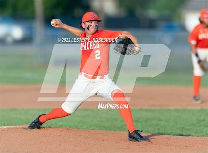 Thumbnail 2 in Boerne vs. Gonzales (UIL 4A Bi-District Playoff Game #1) photogallery.