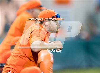 Thumbnail 2 in Boerne vs. Gonzales (UIL 4A Bi-District Playoff Game #1) photogallery.