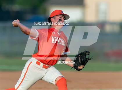 Thumbnail 1 in Boerne vs. Gonzales (UIL 4A Bi-District Playoff Game #1) photogallery.