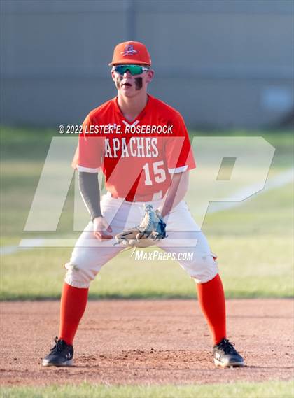 Thumbnail 1 in Boerne vs. Gonzales (UIL 4A Bi-District Playoff Game #1) photogallery.