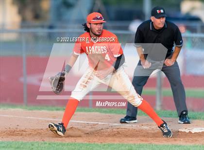 Thumbnail 2 in Boerne vs. Gonzales (UIL 4A Bi-District Playoff Game #1) photogallery.