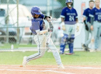 Thumbnail 3 in Boerne vs. Gonzales (UIL 4A Bi-District Playoff Game #1) photogallery.