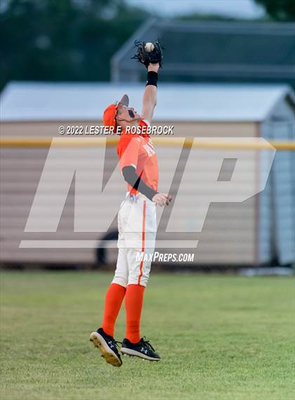 Thumbnail 1 in Boerne vs. Gonzales (UIL 4A Bi-District Playoff Game #1) photogallery.