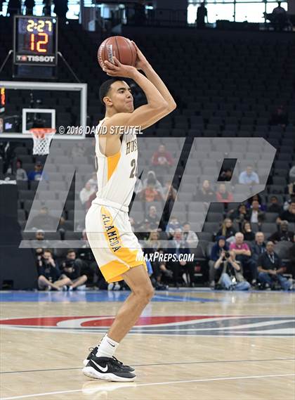 Thumbnail 2 in Crossroads vs. Alameda (CIF State D2 Final) photogallery.