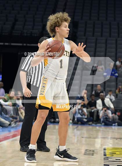Thumbnail 3 in Crossroads vs. Alameda (CIF State D2 Final) photogallery.