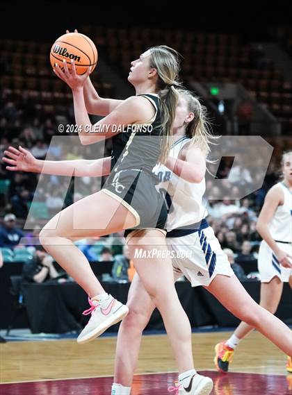 Thumbnail 3 in Rock Canyon vs Valor Christian (CHSAA 6A Great 8) photogallery.