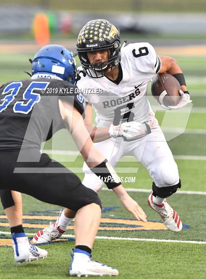 Thumbnail 3 in Rogers vs. Gunter (UIL 3A Division 2 Region 2 Semifinal) photogallery.