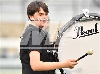 Thumbnail 3 in Rogers vs. Gunter (UIL 3A Division 2 Region 2 Semifinal) photogallery.