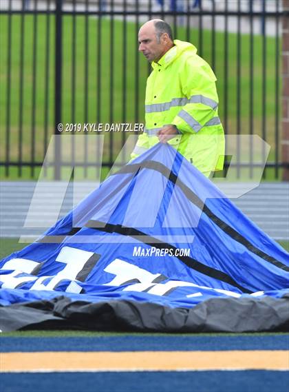 Thumbnail 3 in Rogers vs. Gunter (UIL 3A Division 2 Region 2 Semifinal) photogallery.