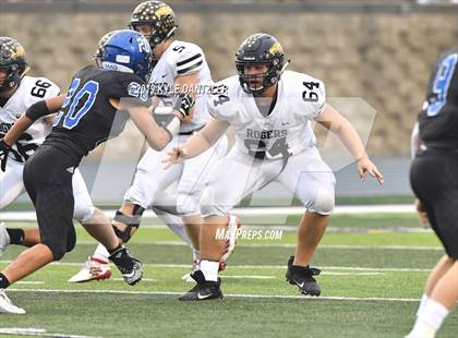 Thumbnail 1 in Rogers vs. Gunter (UIL 3A Division 2 Region 2 Semifinal) photogallery.