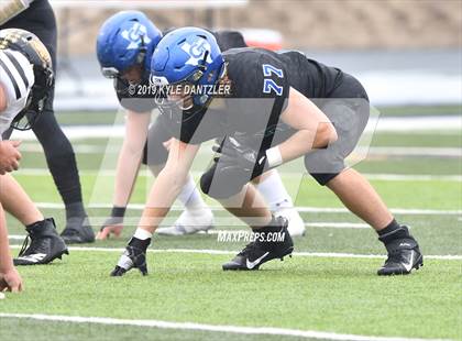 Thumbnail 3 in Rogers vs. Gunter (UIL 3A Division 2 Region 2 Semifinal) photogallery.