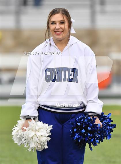 Thumbnail 1 in Rogers vs. Gunter (UIL 3A Division 2 Region 2 Semifinal) photogallery.
