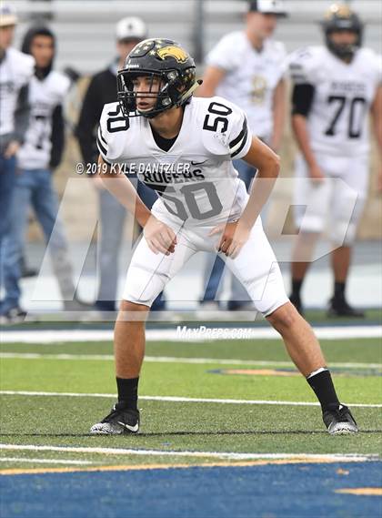 Thumbnail 2 in Rogers vs. Gunter (UIL 3A Division 2 Region 2 Semifinal) photogallery.