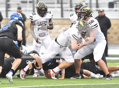 Thumbnail 1 in Rogers vs. Gunter (UIL 3A Division 2 Region 2 Semifinal) photogallery.
