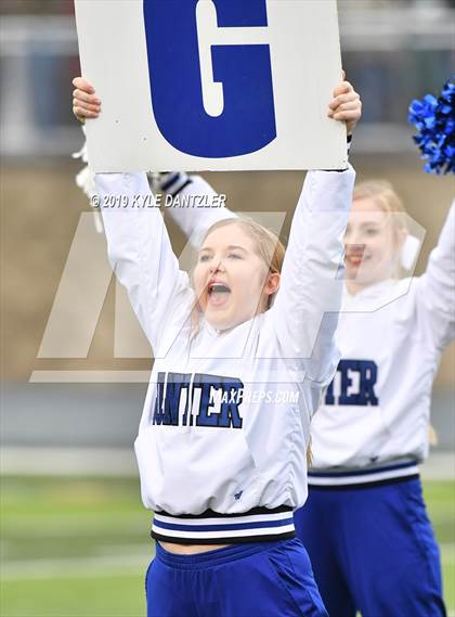 Thumbnail 1 in Rogers vs. Gunter (UIL 3A Division 2 Region 2 Semifinal) photogallery.