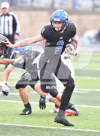 Thumbnail 2 in Rogers vs. Gunter (UIL 3A Division 2 Region 2 Semifinal) photogallery.