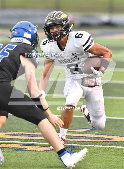 Thumbnail 2 in Rogers vs. Gunter (UIL 3A Division 2 Region 2 Semifinal) photogallery.