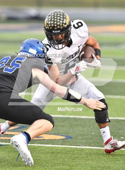 Thumbnail 1 in Rogers vs. Gunter (UIL 3A Division 2 Region 2 Semifinal) photogallery.