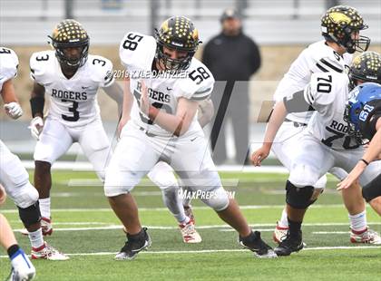 Thumbnail 3 in Rogers vs. Gunter (UIL 3A Division 2 Region 2 Semifinal) photogallery.