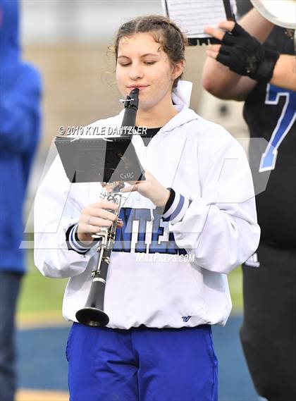 Thumbnail 1 in Rogers vs. Gunter (UIL 3A Division 2 Region 2 Semifinal) photogallery.