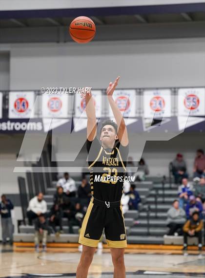 Thumbnail 3 in Warren Central @ Brownsburg (Sneakers for Santa Shootout) photogallery.