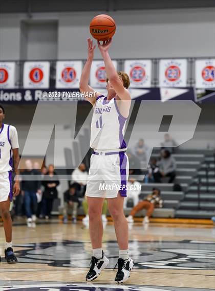 Thumbnail 2 in Warren Central @ Brownsburg (Sneakers for Santa Shootout) photogallery.