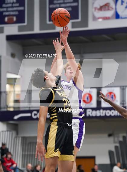 Thumbnail 3 in Warren Central @ Brownsburg (Sneakers for Santa Shootout) photogallery.