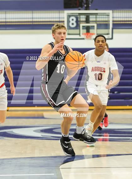 Thumbnail 3 in Arbor View vs. Lone Peak (Corner Canyon Tournament of Champions) photogallery.