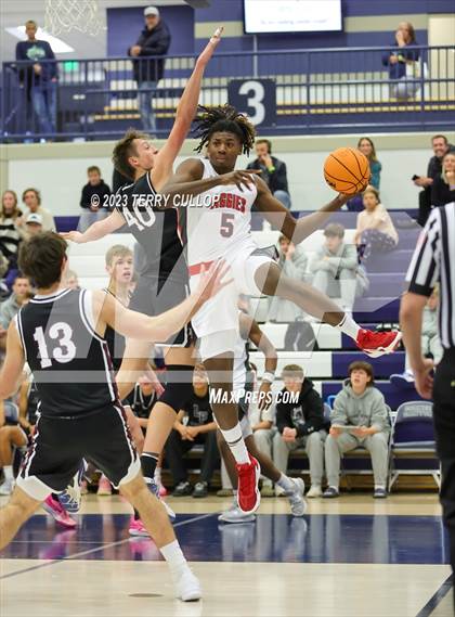 Thumbnail 3 in Arbor View vs. Lone Peak (Corner Canyon Tournament of Champions) photogallery.