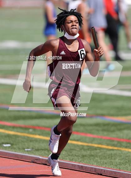Thumbnail 3 in NJSIAA Track and Field Sectionals North 2 (Groups 1 and 4 - Boys) photogallery.