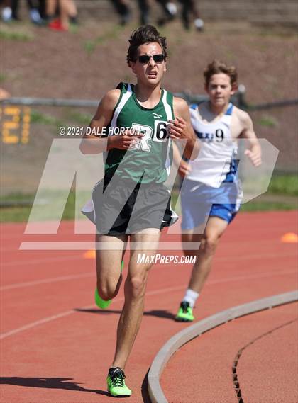 Thumbnail 3 in NJSIAA Track and Field Sectionals North 2 (Groups 1 and 4 - Boys) photogallery.
