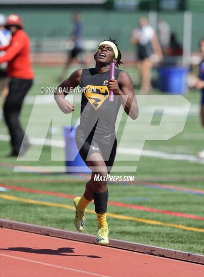 Thumbnail 3 in NJSIAA Track and Field Sectionals North 2 (Groups 1 and 4 - Boys) photogallery.