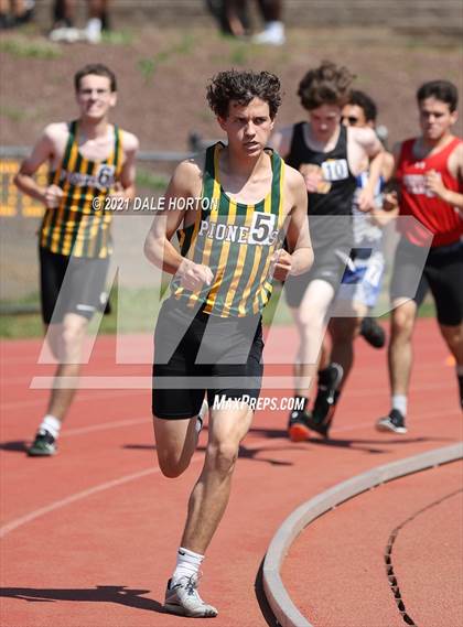 Thumbnail 3 in NJSIAA Track and Field Sectionals North 2 (Groups 1 and 4 - Boys) photogallery.
